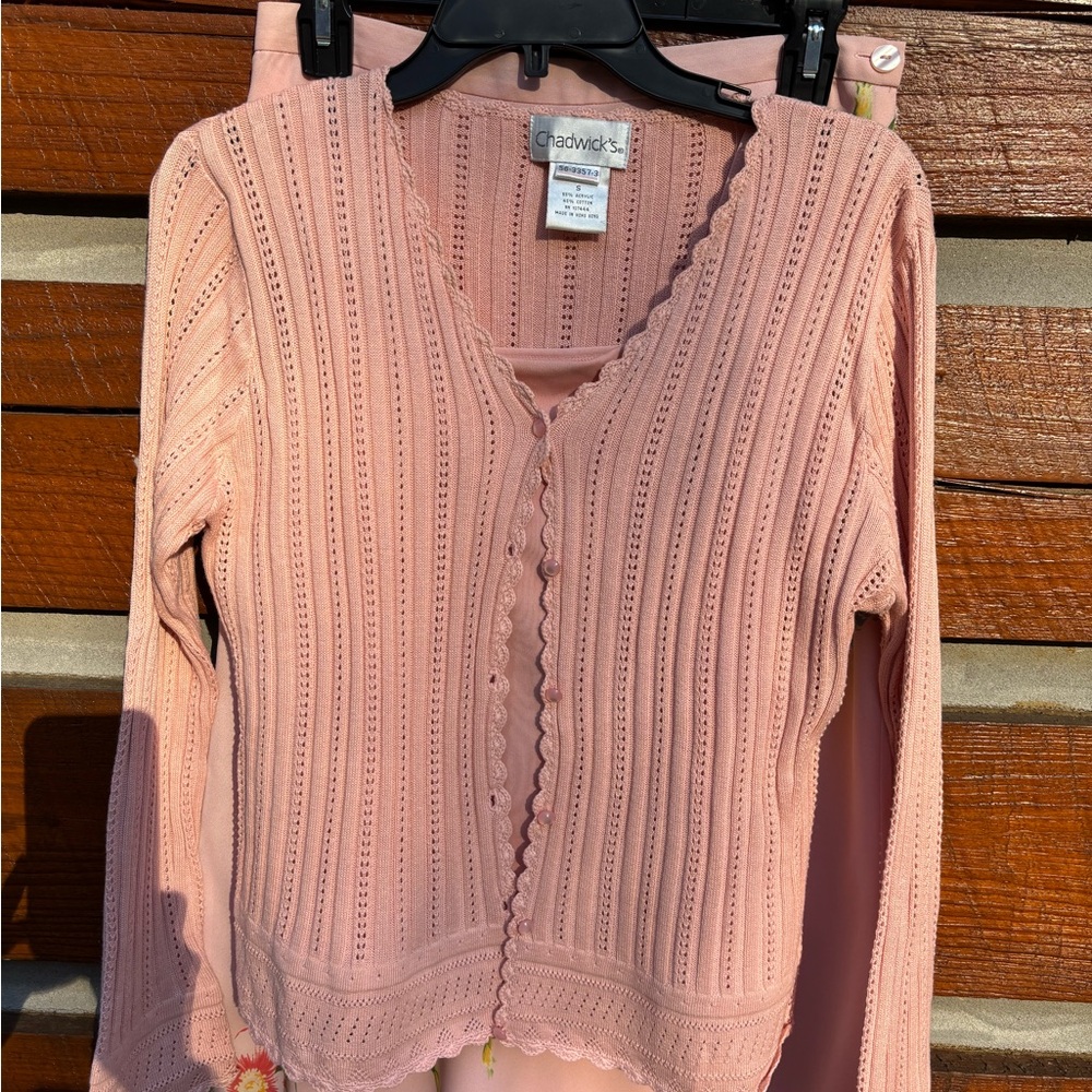 Women’s skirt/cardigan/cami set. Floral detail with beading. Color rose pink. - Picture 5 of 8